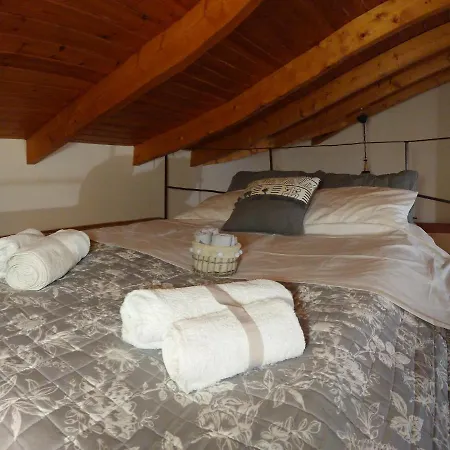 Vagionia Apartment