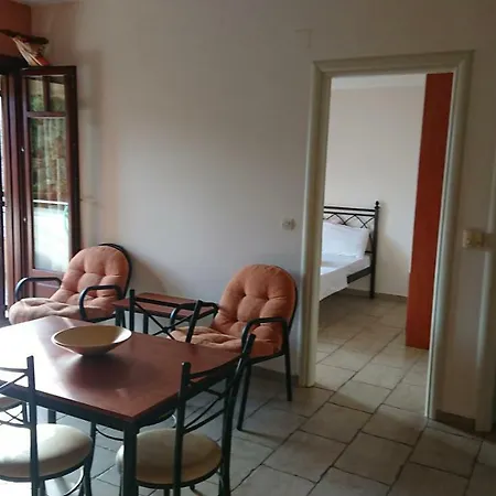 Vagionia Apartment